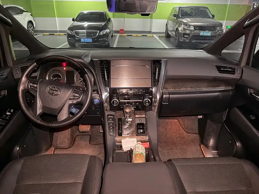 Toyota Alphard 2022 из CN, фото 7