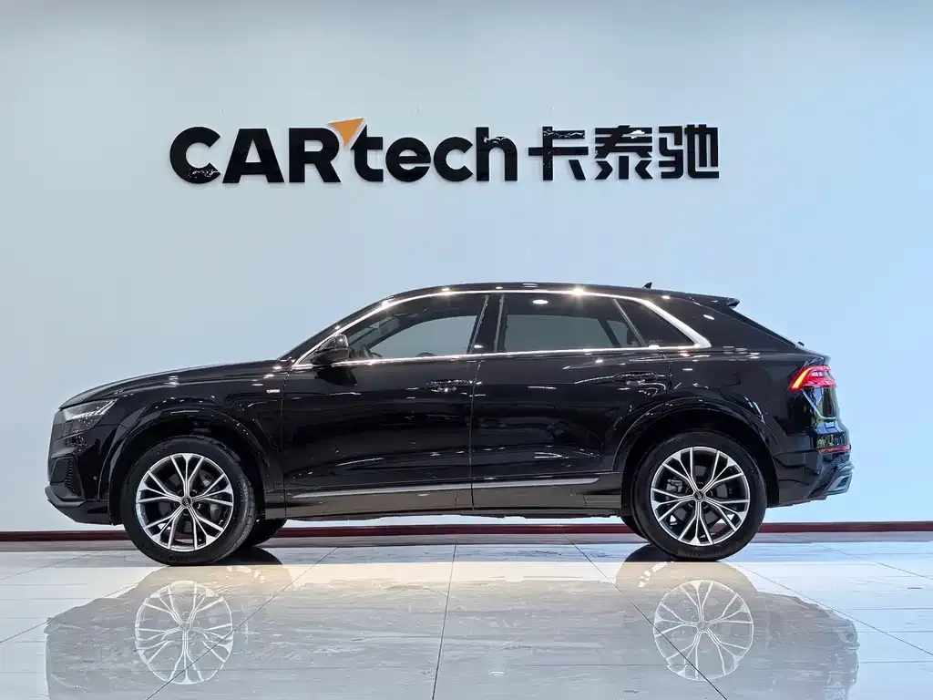 Audi Q8 2024 из CN, фото 4