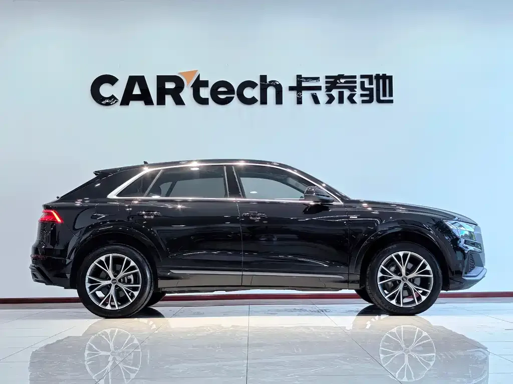 Audi Q8 2024 из CN, фото 5