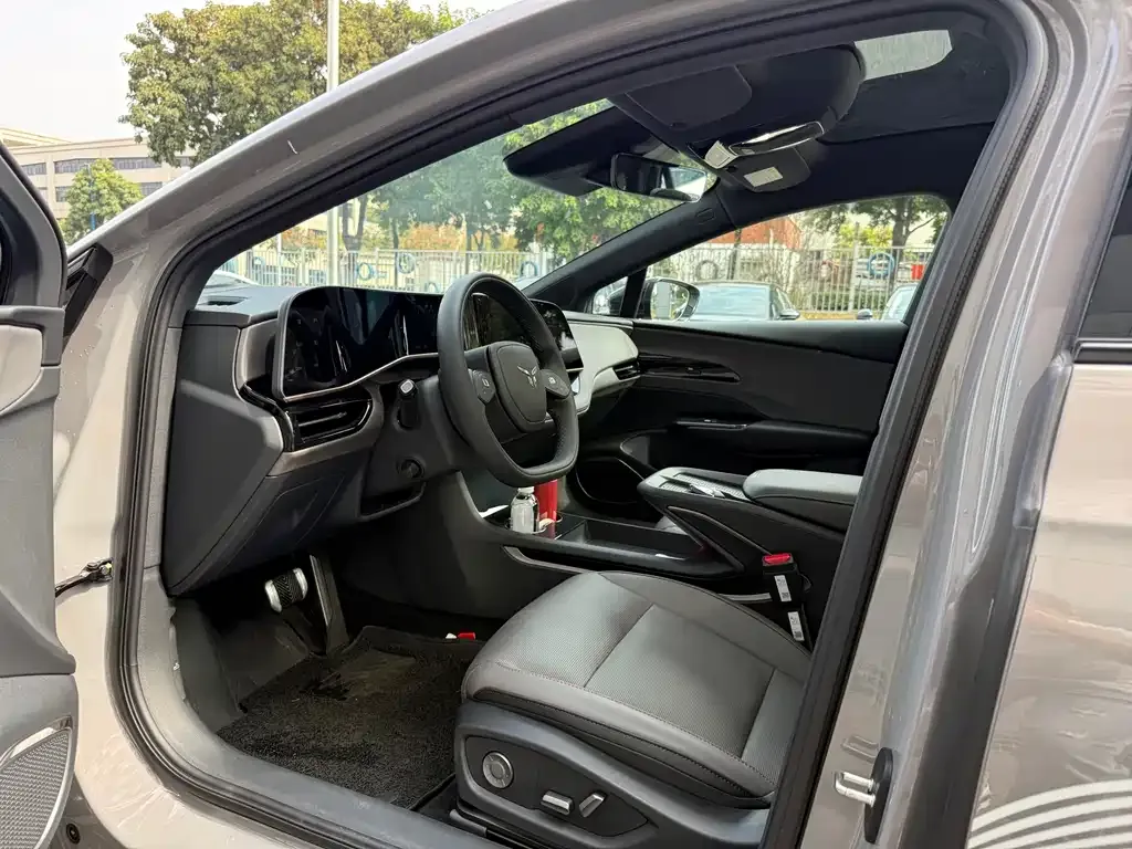 Hongqi EH7 2025 из CN, фото 8