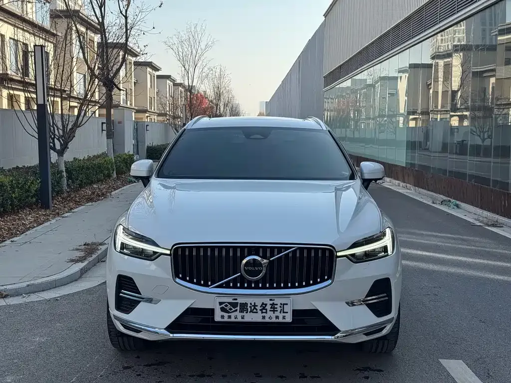 Volvo XC60 2022 из CN, фото 2