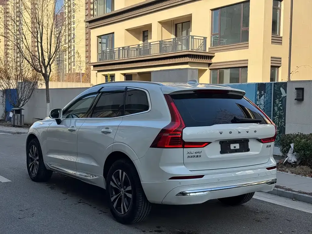 Volvo XC60 2022 из CN, фото 7