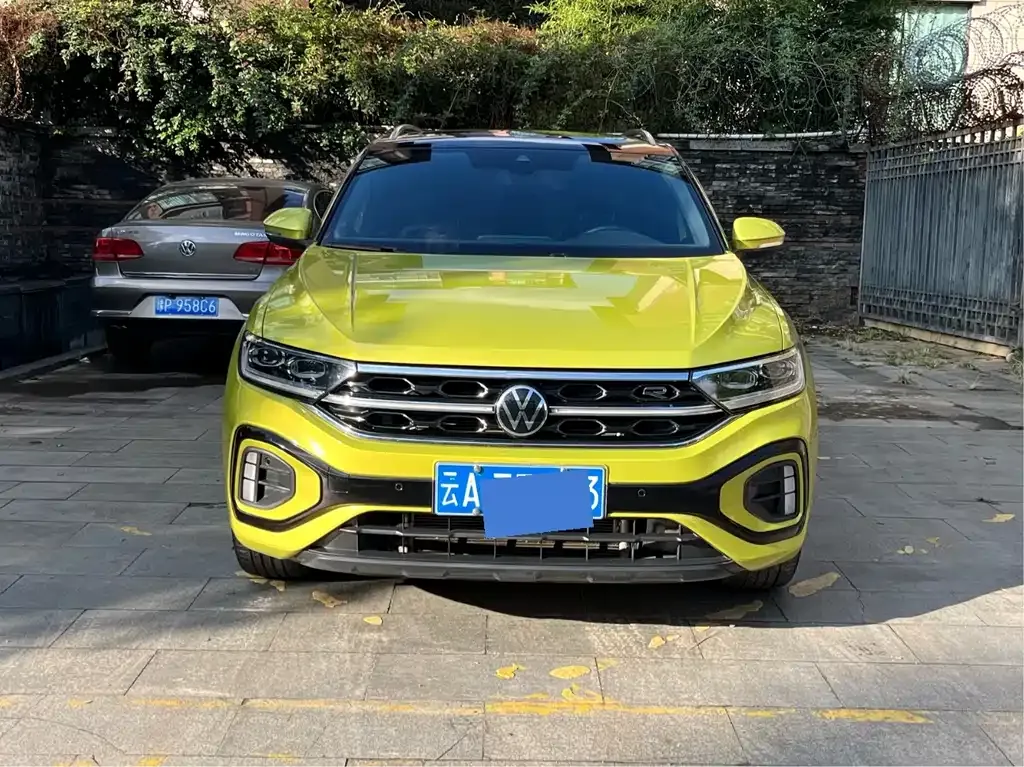 Volkswagen T-Roc — фото 2