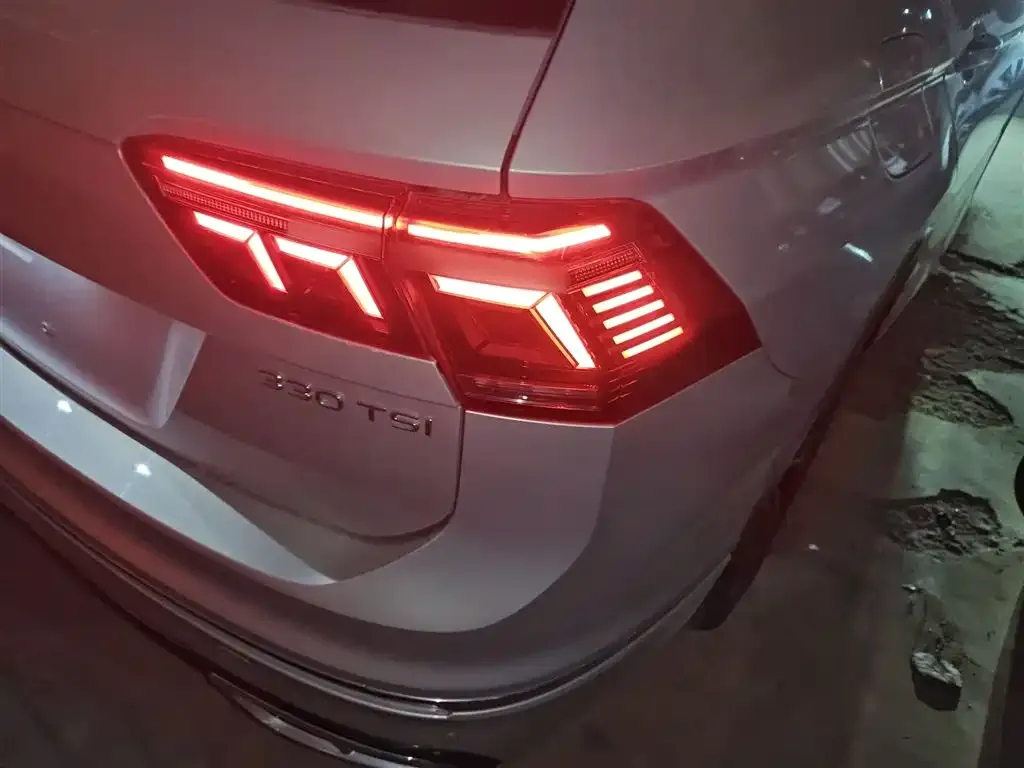 Volkswagen Tiguan L 2023 из CN, фото 8