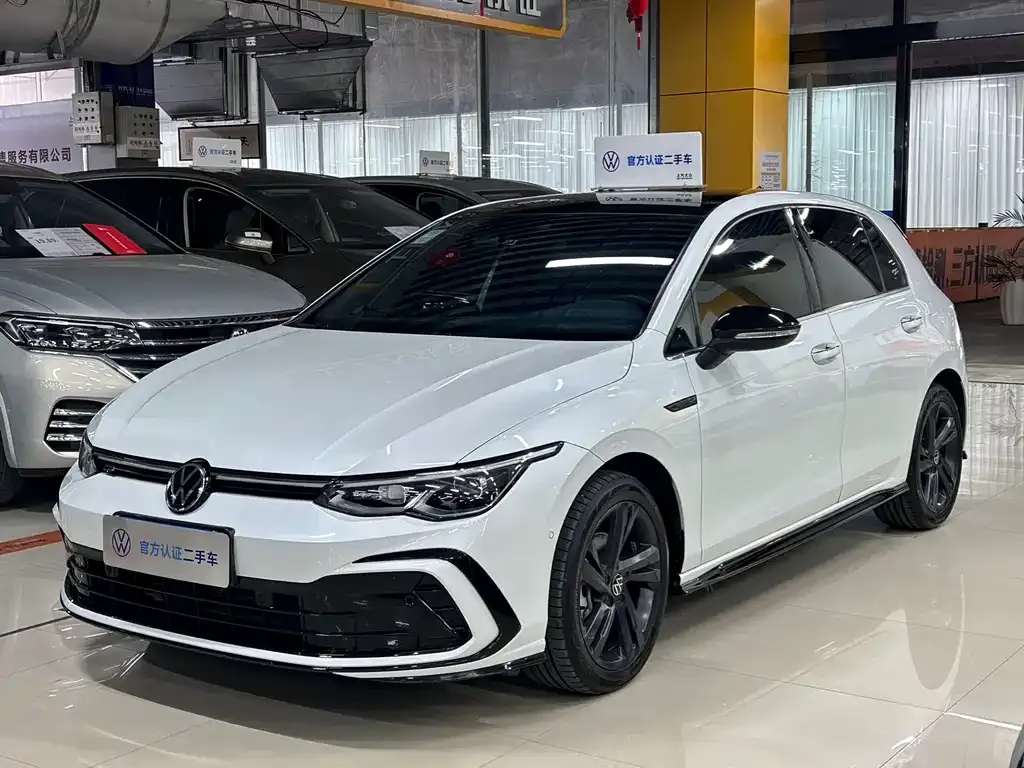 Volkswagen Golf 2022 из CN, фото 1