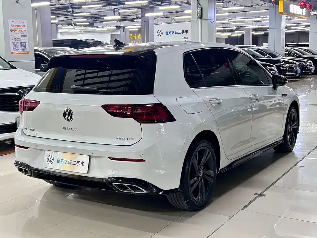 Volkswagen Golf 2022 из CN, фото 4