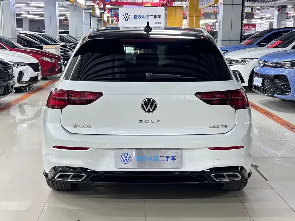 Volkswagen Golf 2022 из CN, фото 5