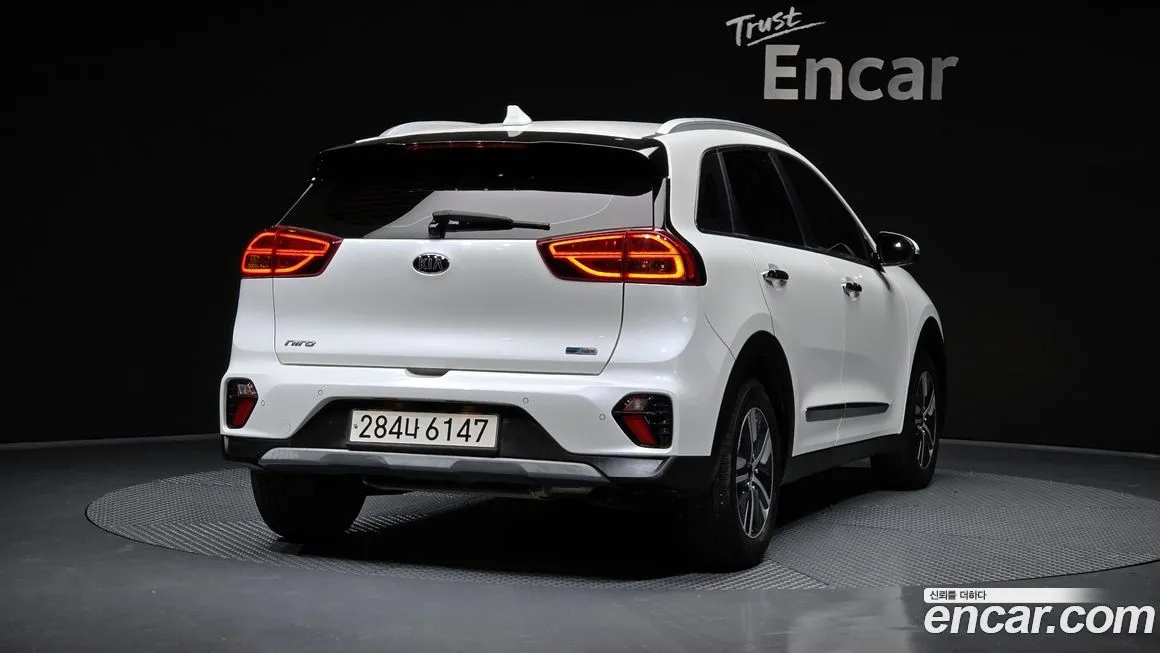 Kia Niro — фото 2
