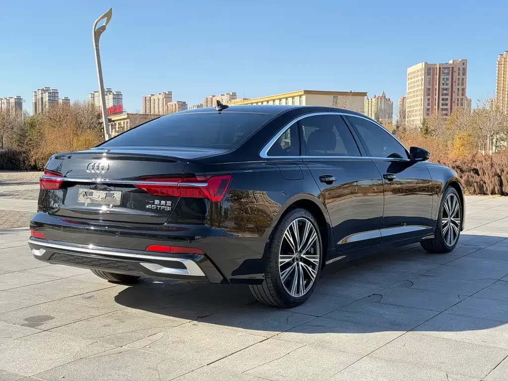 Audi A6L 2022 из CN, фото 9