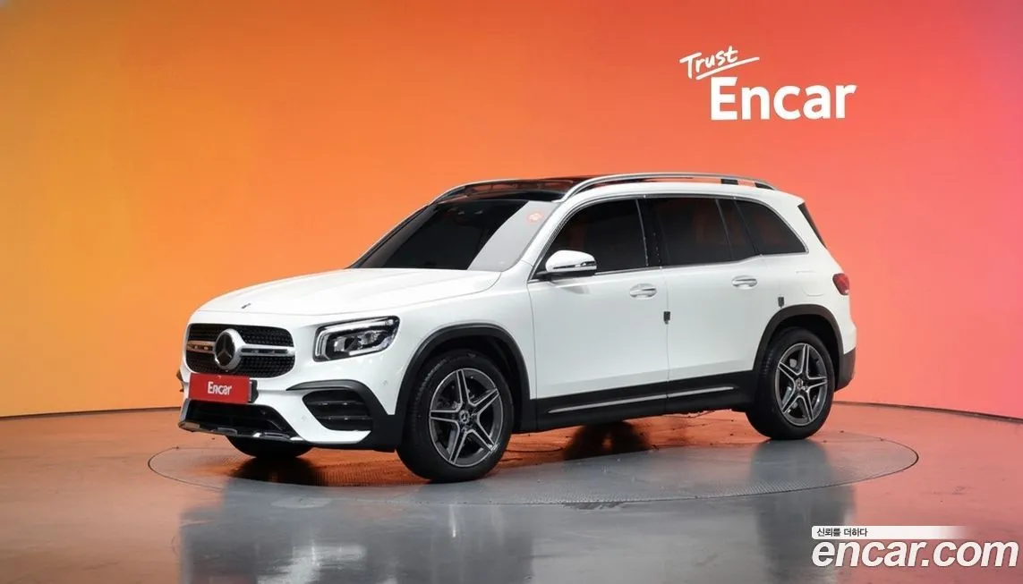 Mercedes-Benz GLB-Class — фото 1