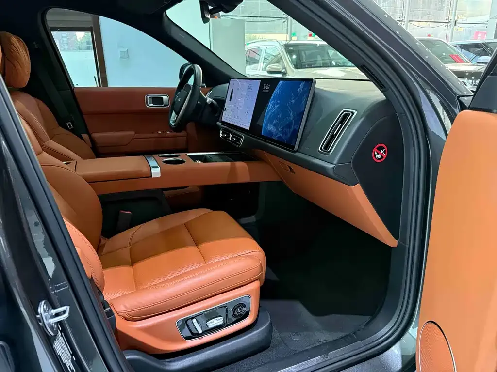Li Auto L8 2023 из CN, фото 10
