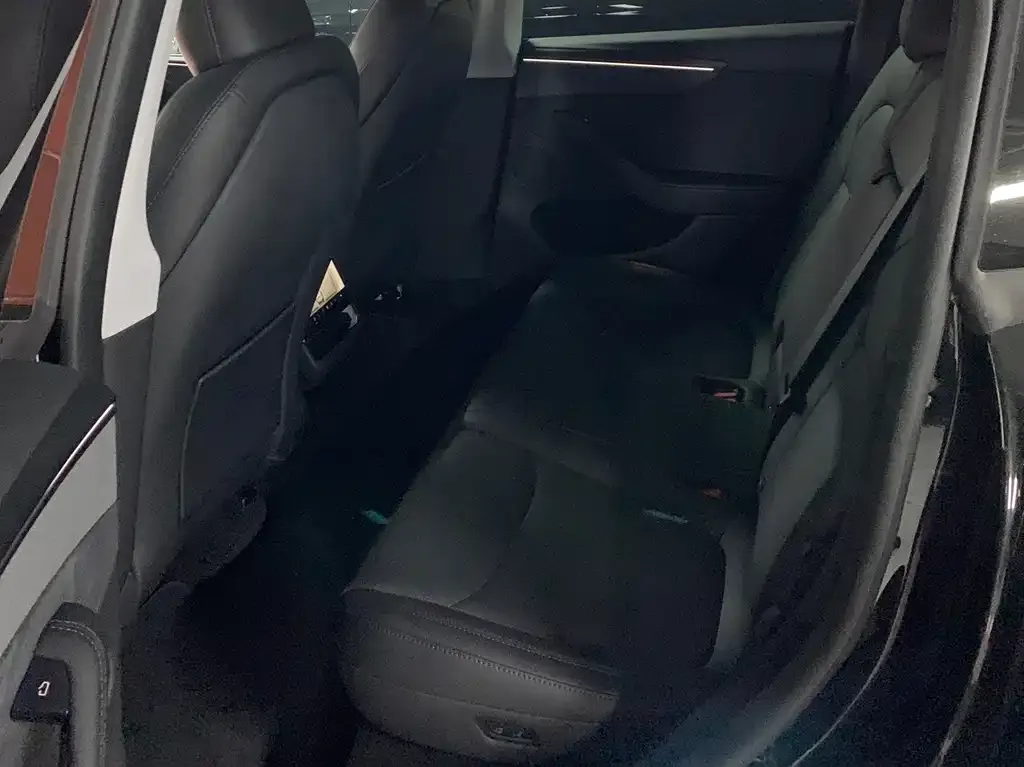 Tesla Model Y 2025 из CN, фото 10