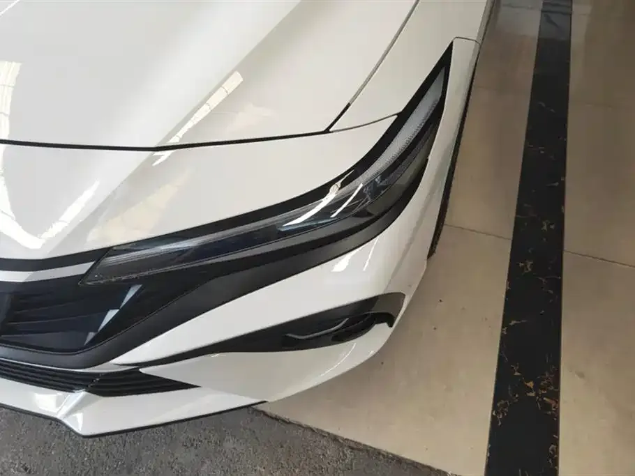Hyundai Elantra 2023 из CN, фото 5