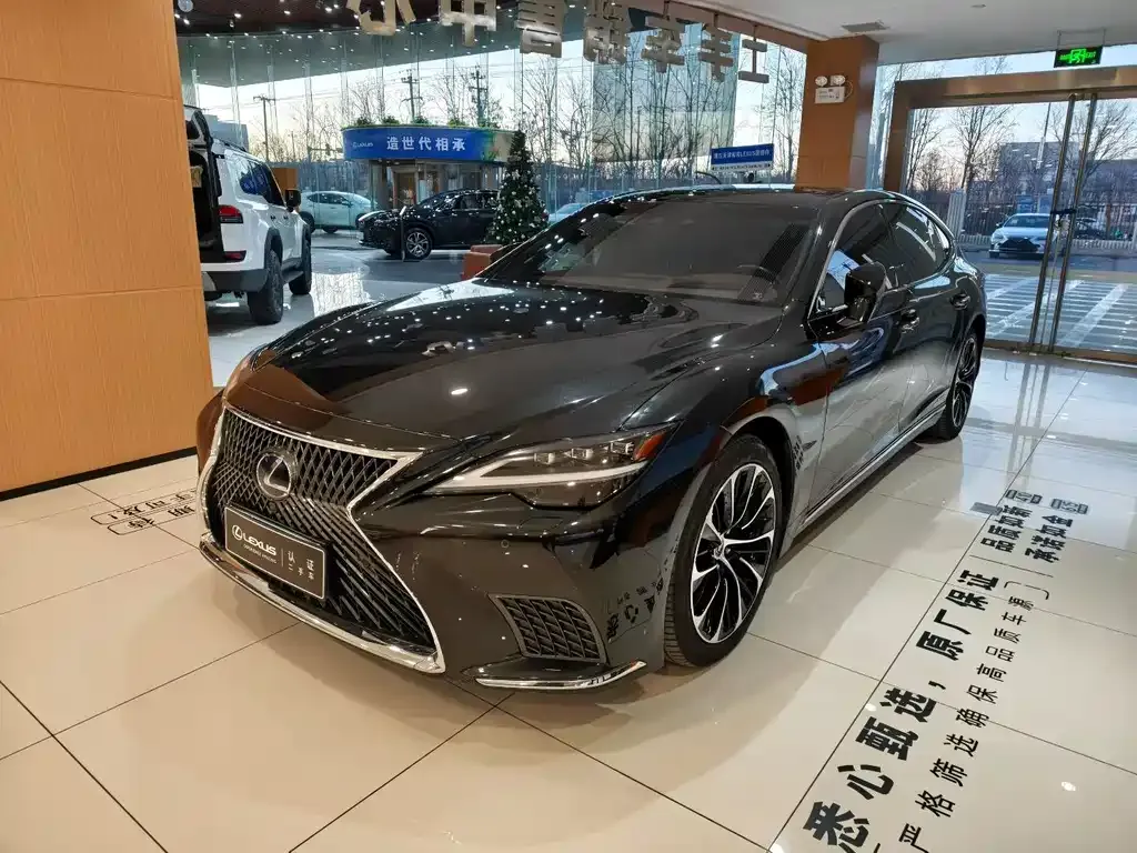 Lexus LS 2022 из CN, фото 1