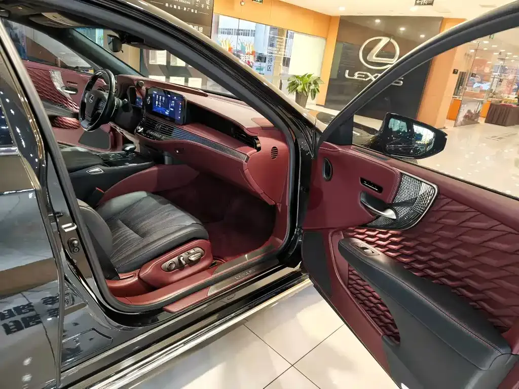 Lexus LS 2022 из CN, фото 5