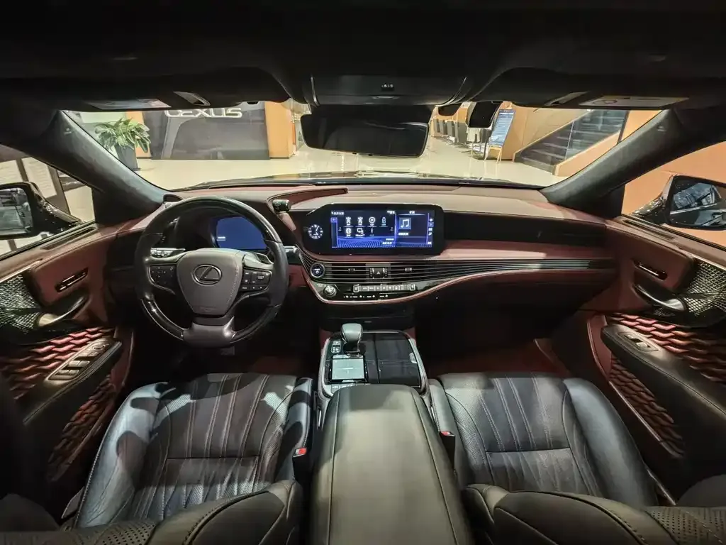 Lexus LS 2022 из CN, фото 7
