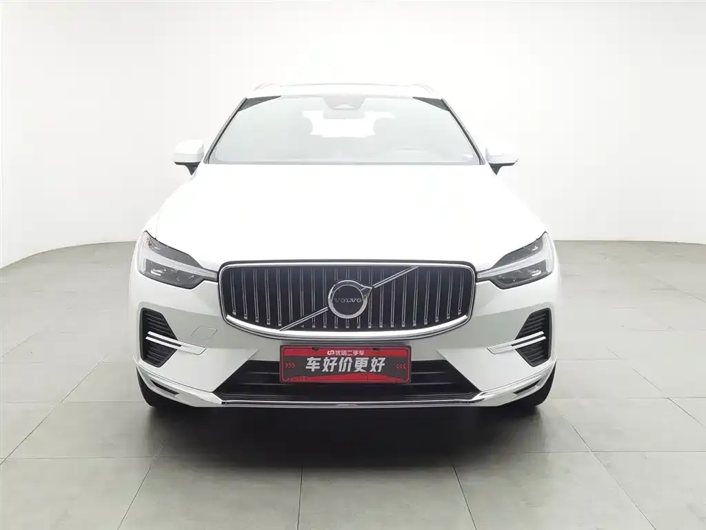 Volvo XC60 2023 из CN, фото 3