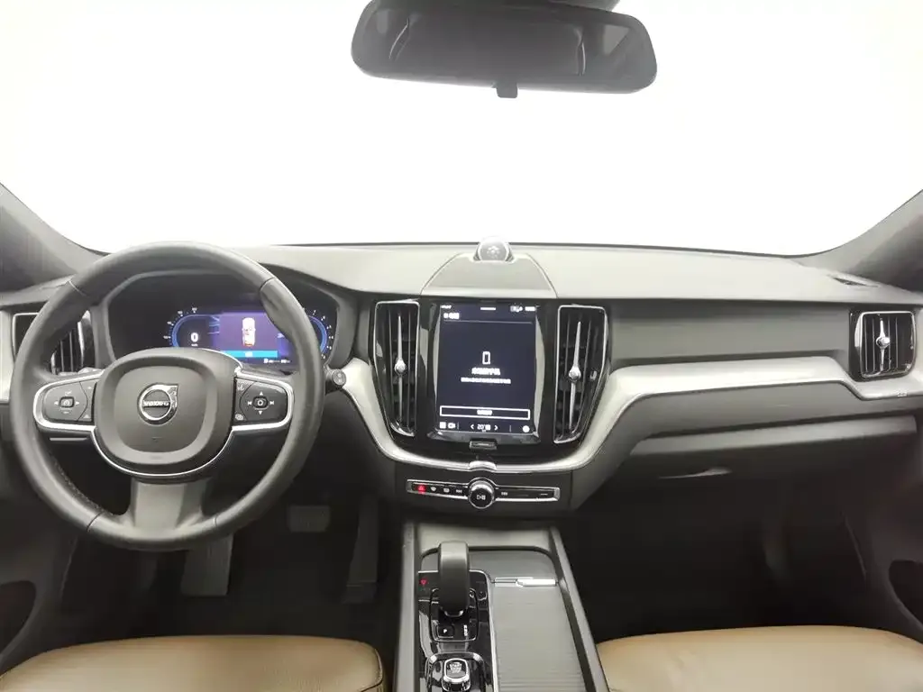 Volvo XC60 2023 из CN, фото 5