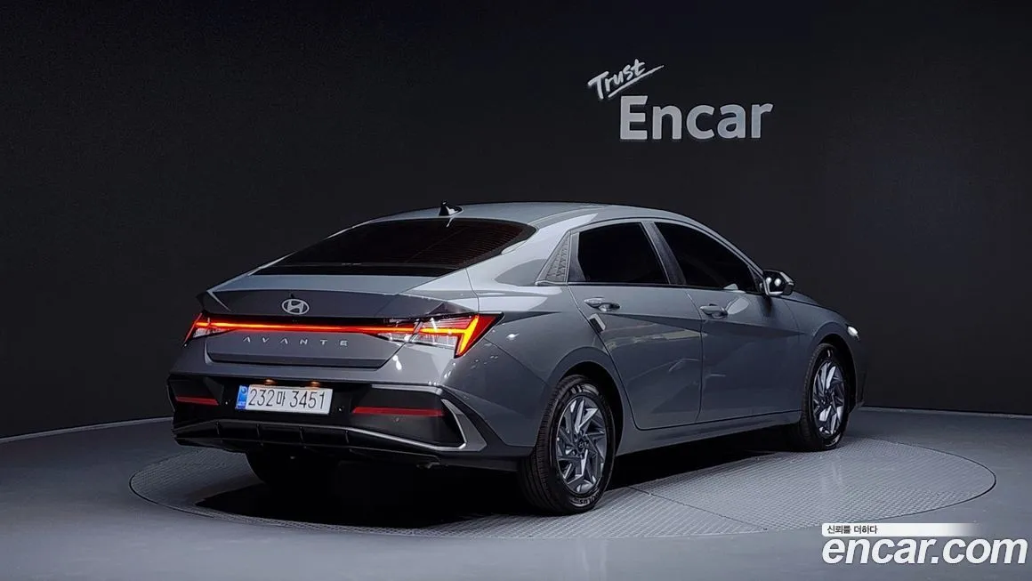 Hyundai AVANTE — фото 2