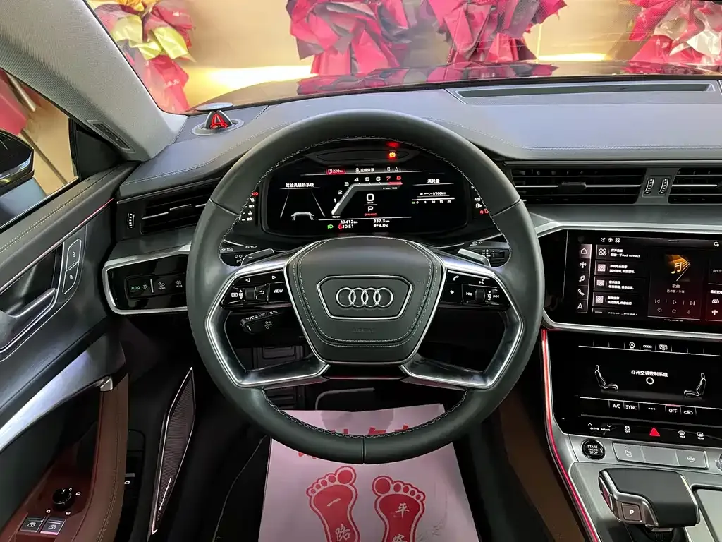 Audi A7L 2025 из CN, фото 8