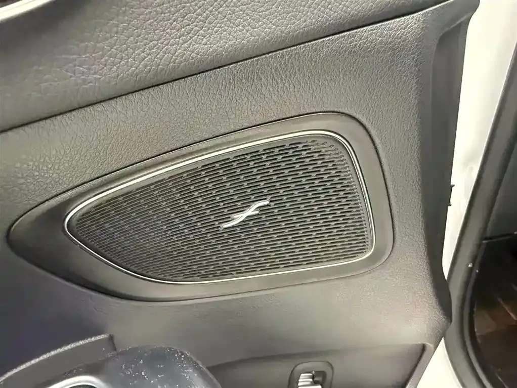 Mercedes-Benz C-Class 2023 из CN, фото 5