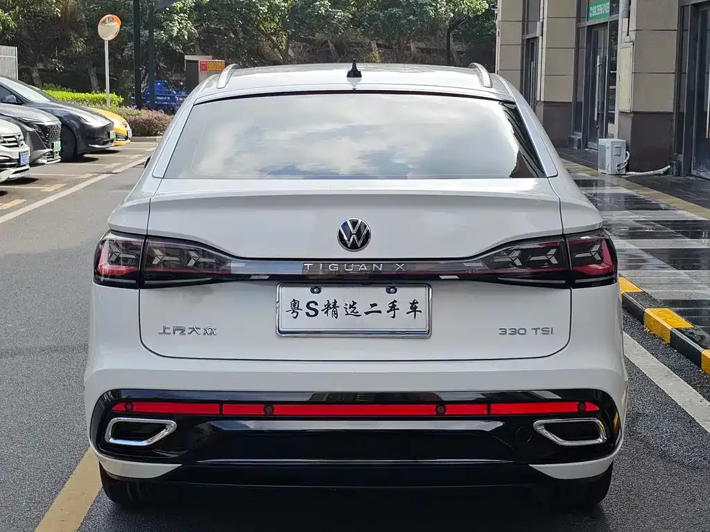Volkswagen Tiguan X — фото 6