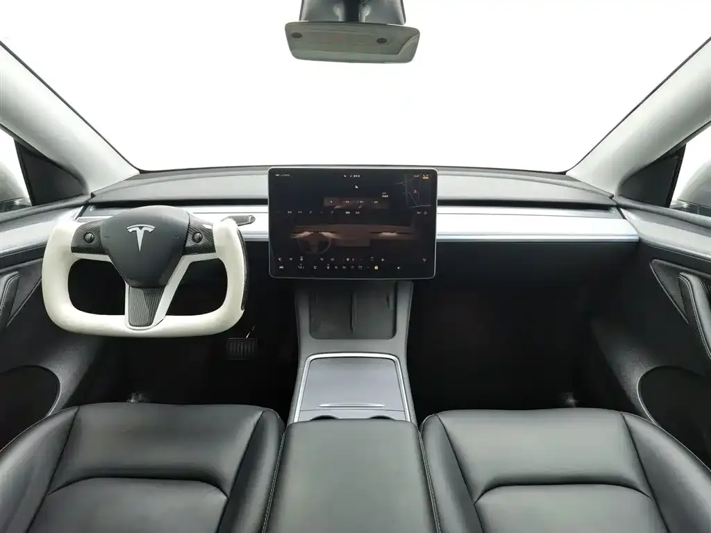 Tesla Model Y 2023 из CN, фото 5