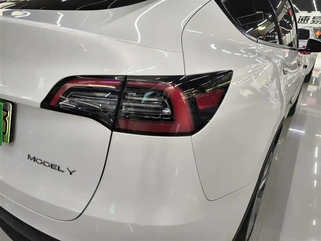 Tesla Model Y 2022 из CN, фото 7
