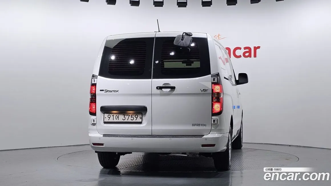 Hyundai Starex — фото 4