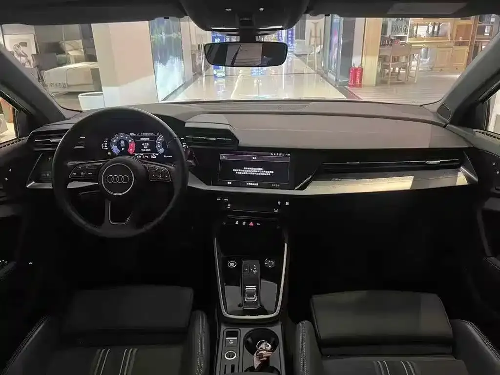 Audi A3 2023 из CN, фото 5