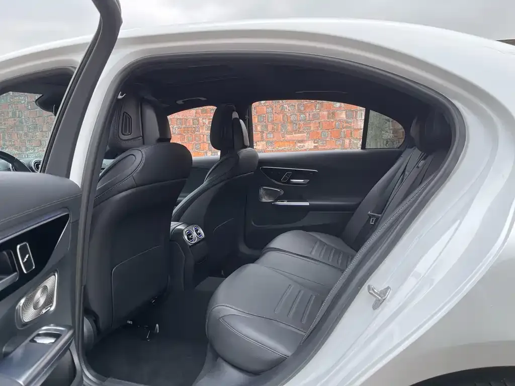 Mercedes-Benz C-Class 2023 из CN, фото 7