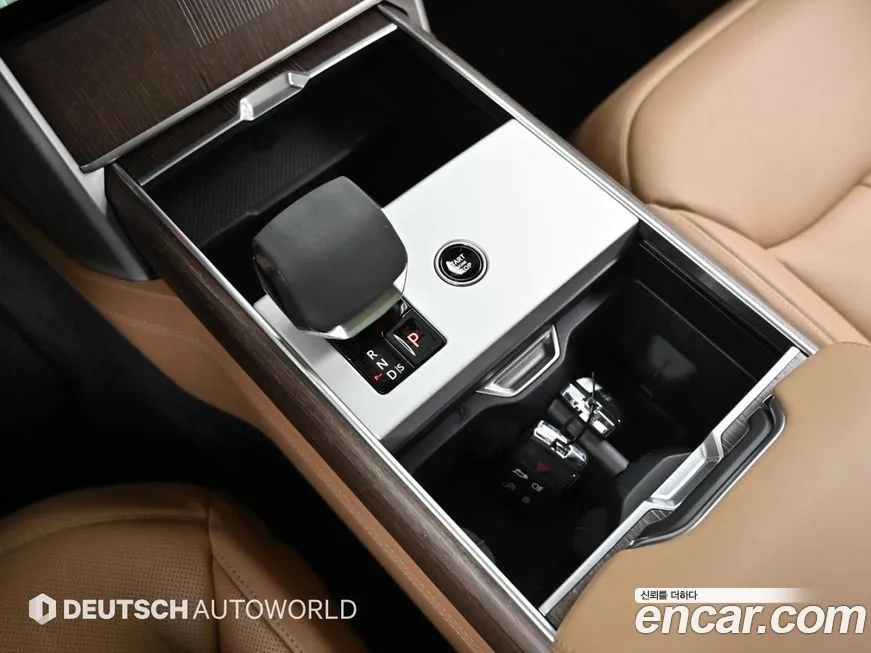 Land Rover Range Rover 2024 из KR, фото 9