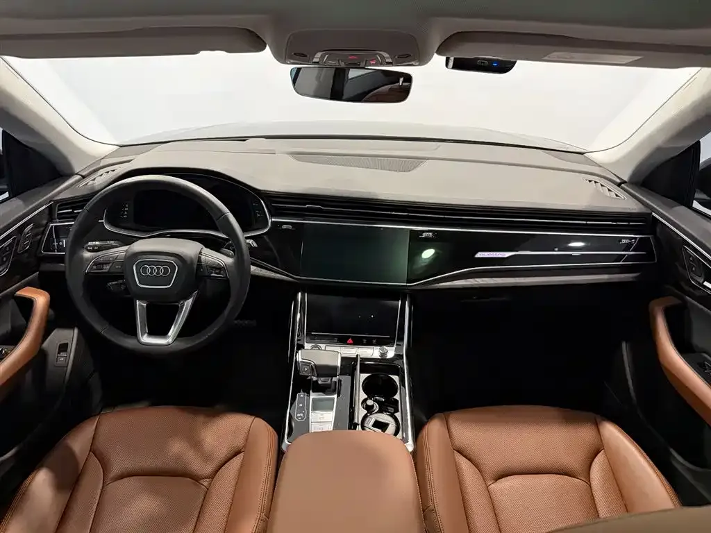 Audi Q8 2022 из CN, фото 7