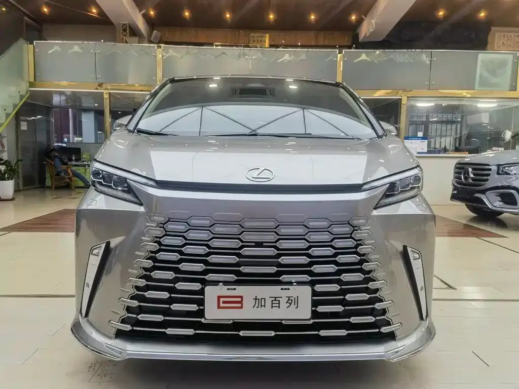 Lexus LM 2024 из CN, фото 2