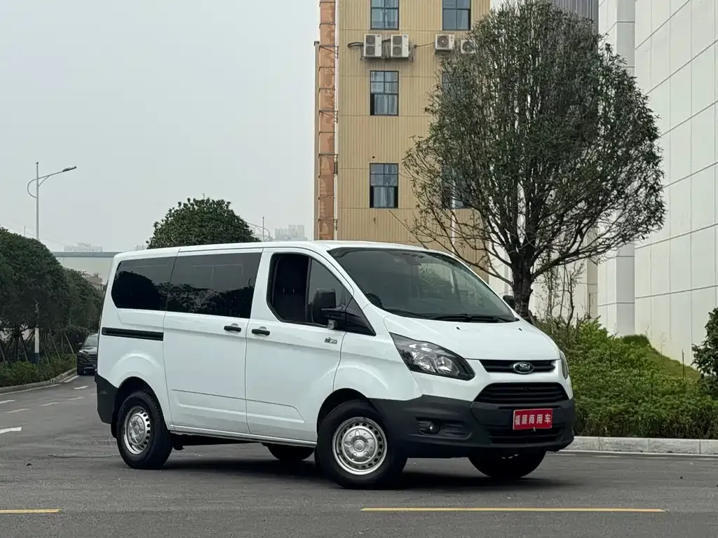 Ford Transit 2023 из CN, фото 3