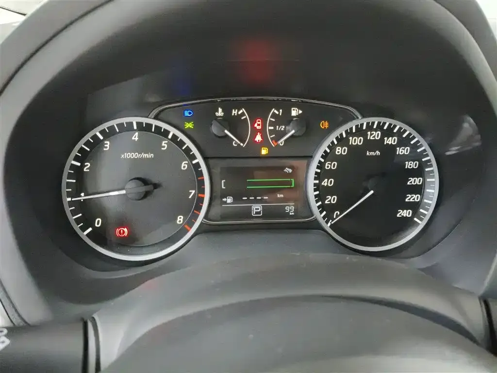Nissan Sylphy 2025 из CN, фото 4