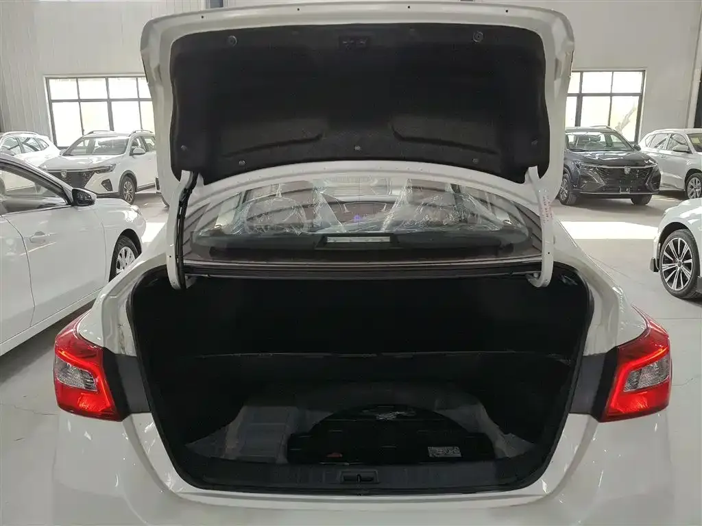 Nissan Sylphy 2025 из CN, фото 9