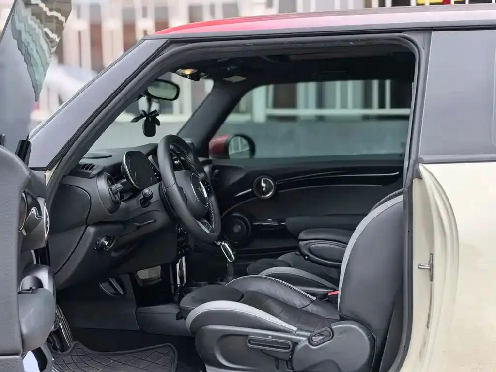 MINI JCW (John Cooper Works) 2022 из CN, фото 7