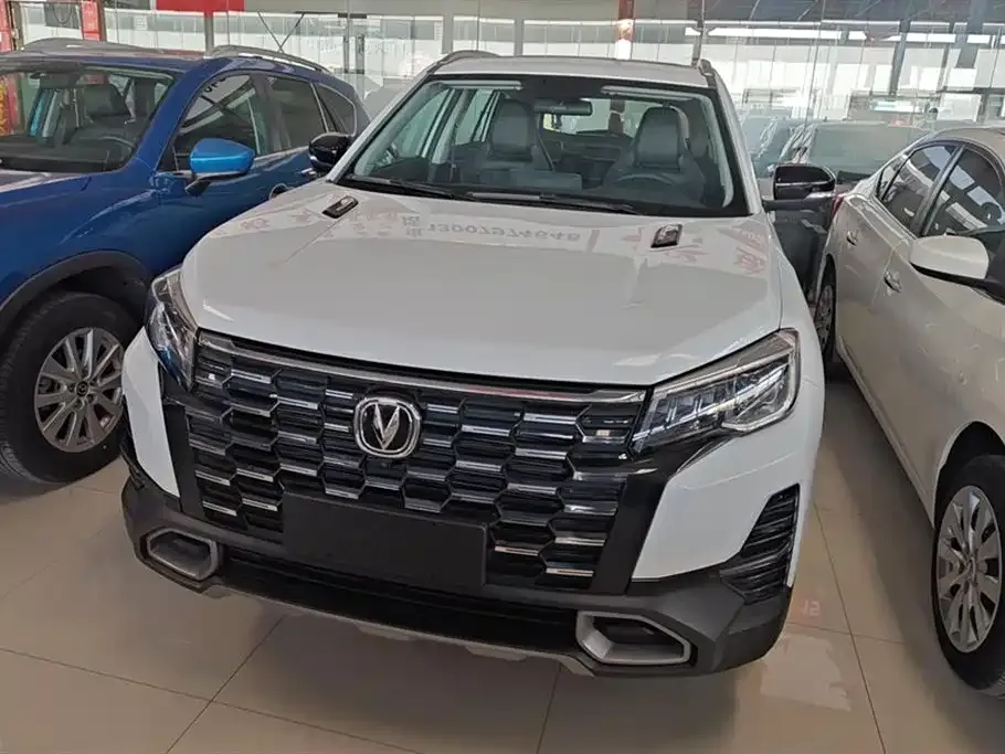Changan CS75 2024 из CN, фото 2