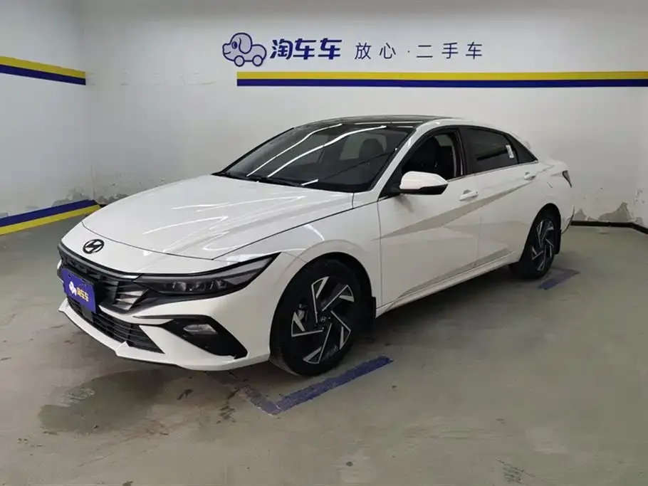 Hyundai Elantra 2024 из CN, фото 1