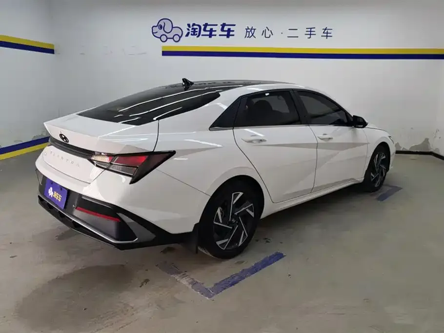 Hyundai Elantra 2024 из CN, фото 3