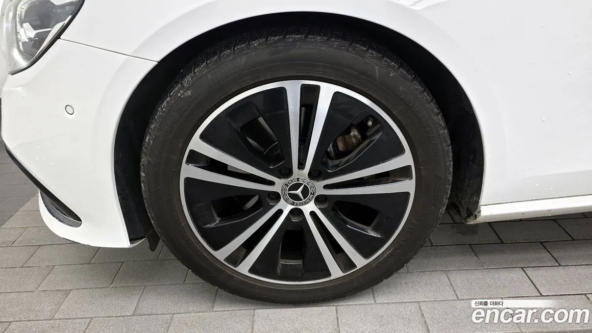 Mercedes-Benz E-Class 2021 из KR, фото 5