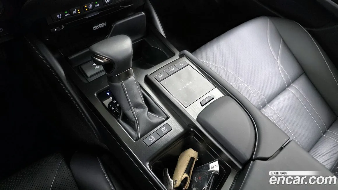 Lexus ES 2021 из KR, фото 9