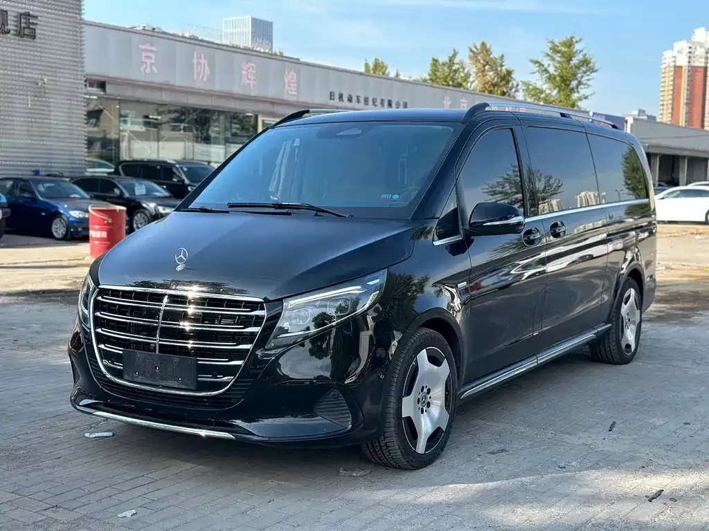 Mercedes-Benz V-Class 2025 из CN, фото 1