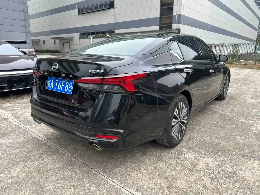 Nissan Teana 2023 из CN, фото 4
