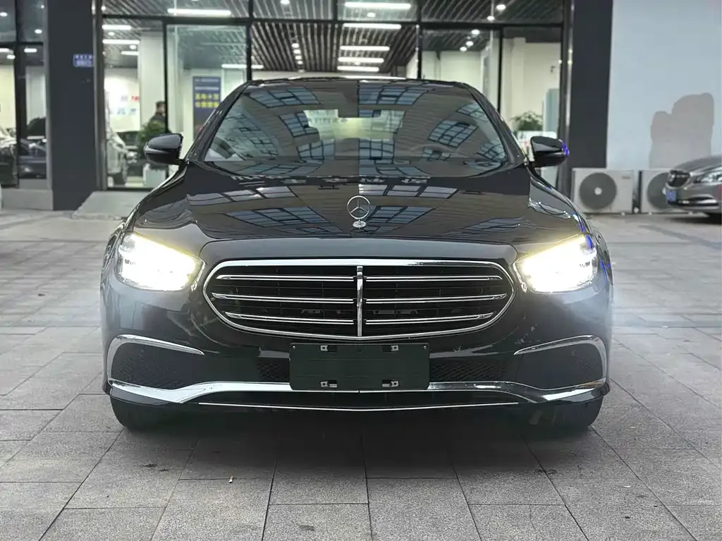 Mercedes-Benz E-Class 2023 из CN, фото 3