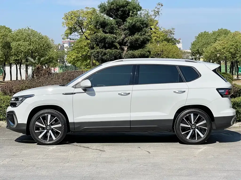 Volkswagen Tharu 2023 из CN, фото 4