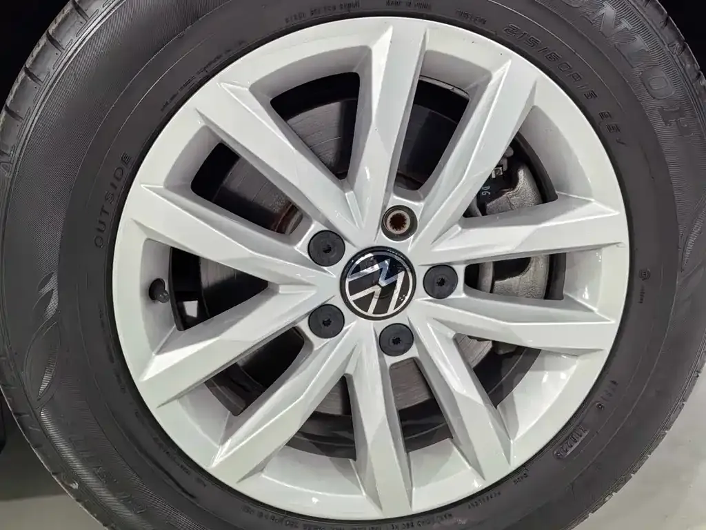 Volkswagen Magotan 2022 из CN, фото 7