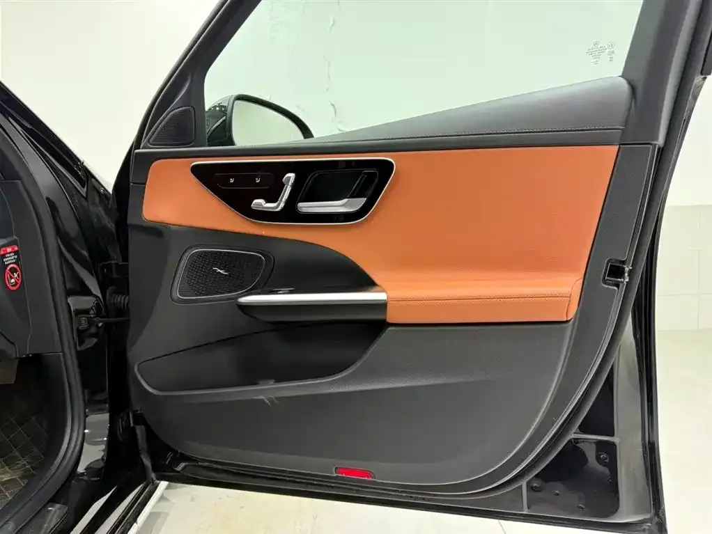 Mercedes-Benz C-Class 2023 из CN, фото 4