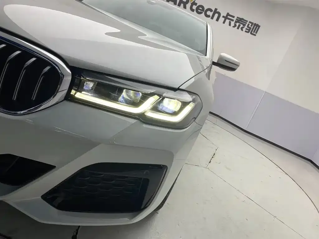 BMW 5 Series 2024 из CN, фото 9